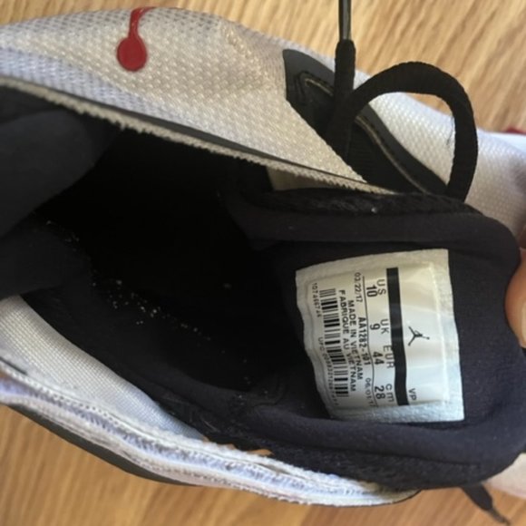 Nike Jordan Fly Unlimited White Gym Red Size 10 AA1282-101 - Picture 8 of 12